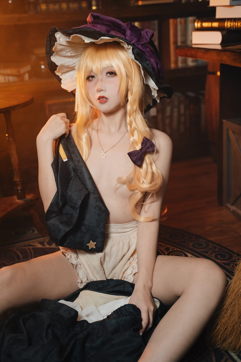 小和甜酒《魔理沙吃了蘑菇之后》主题写真：41张全套美图，含1个视频