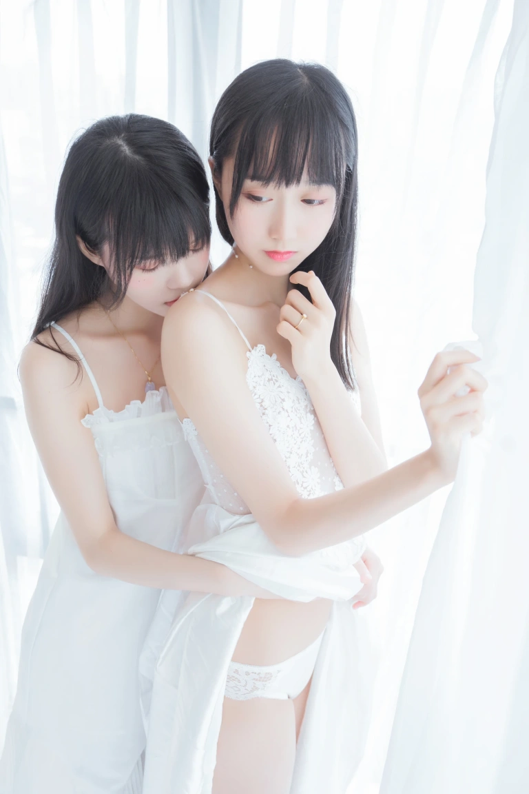 木棉棉《朝（白裙×白裙）（&桜桃喵）》主题写真：58张全套美图