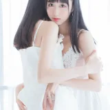 木棉棉《朝（白裙×白裙）（&桜桃喵）》主题写真：58张全套美图