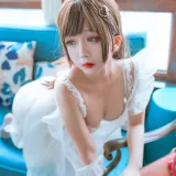日奈娇(椎名莜)《透明围裙（5w福利）》主题写真：35张全套美图