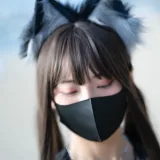 三水子《黑丝泳装》主题写真：70张全套美图