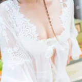 香草喵露露《玻璃房少女》主题写真：76张全套美图