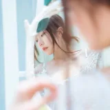 香草喵露露《玻璃房少女》主题写真：76张全套美图