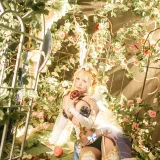 是一只熊仔《精灵村》主题写真：7张全套美图