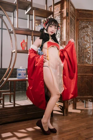 花铃《虎团团》主题写真：84张全套美图