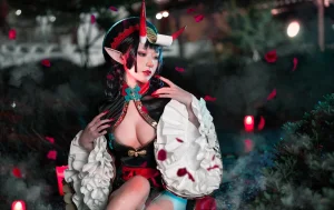 阿包也是兔娘《酒吞童子》主题写真：9张全套美图