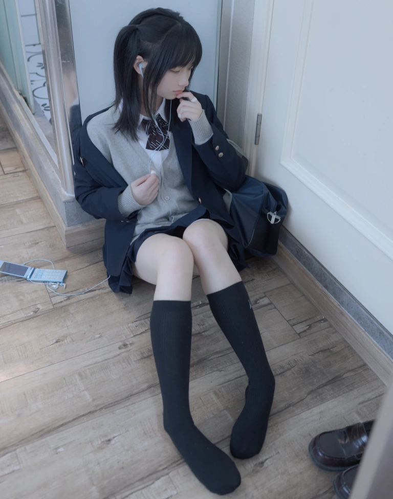千澄《少女秩序 ACE.01 初公開JK》主题写真：68张全套美图