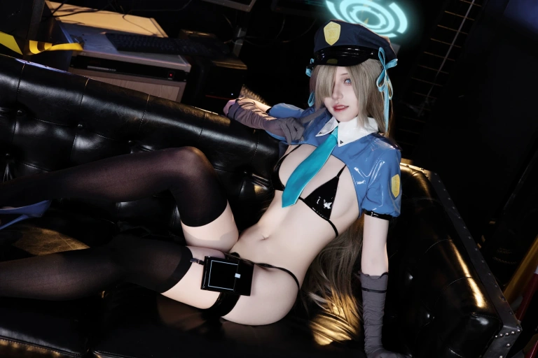 双木扶苏《asuna 警察ver》主题写真：45张全套美图