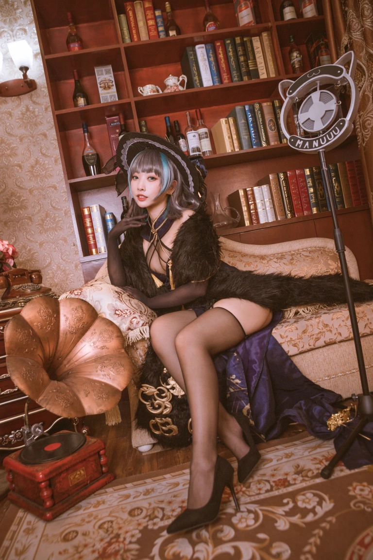 宮本桜《柴郡旗袍 音乐绚烂CaitSith》主题写真：20张全套美图