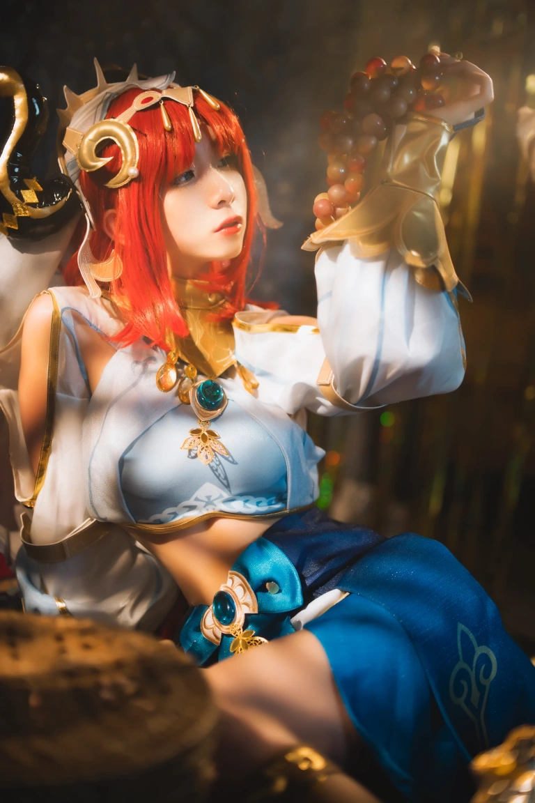 清青琴玖《原神COS · 妮露》主题写真：29张全套美图