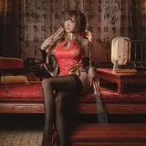 瓜希酱《DSR-50 红牡丹》主题写真：16张全套美图