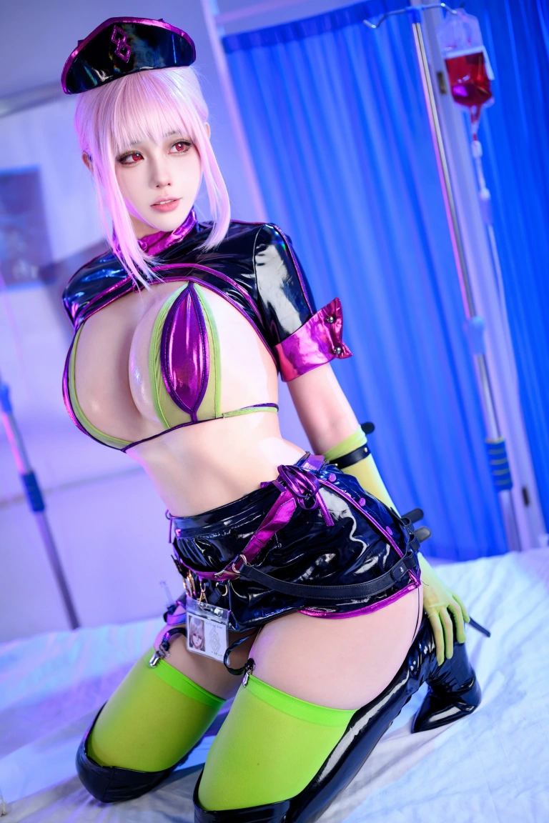 凛子酱《FGO 南丁格尔》主题写真：31张全套美图，含4个视频