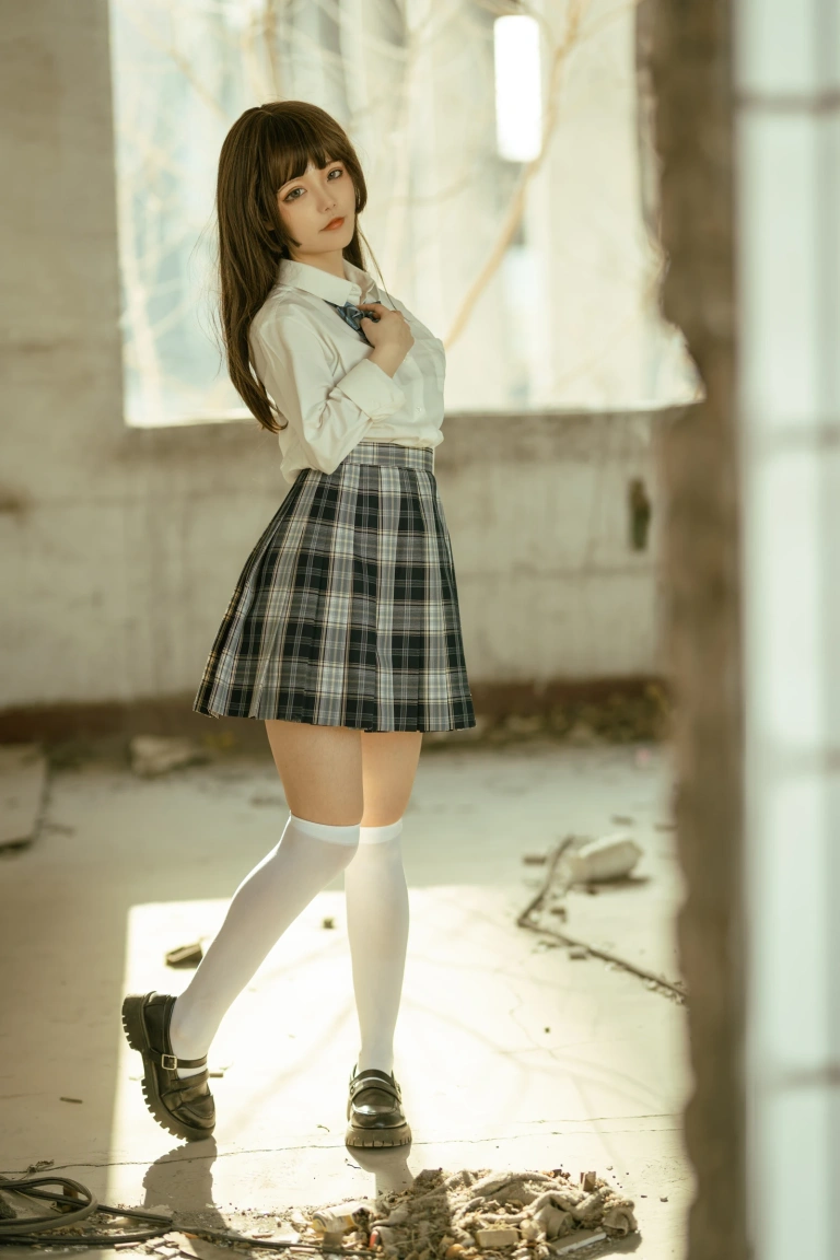 桃良阿宅《JK》主题写真：20张全套美图