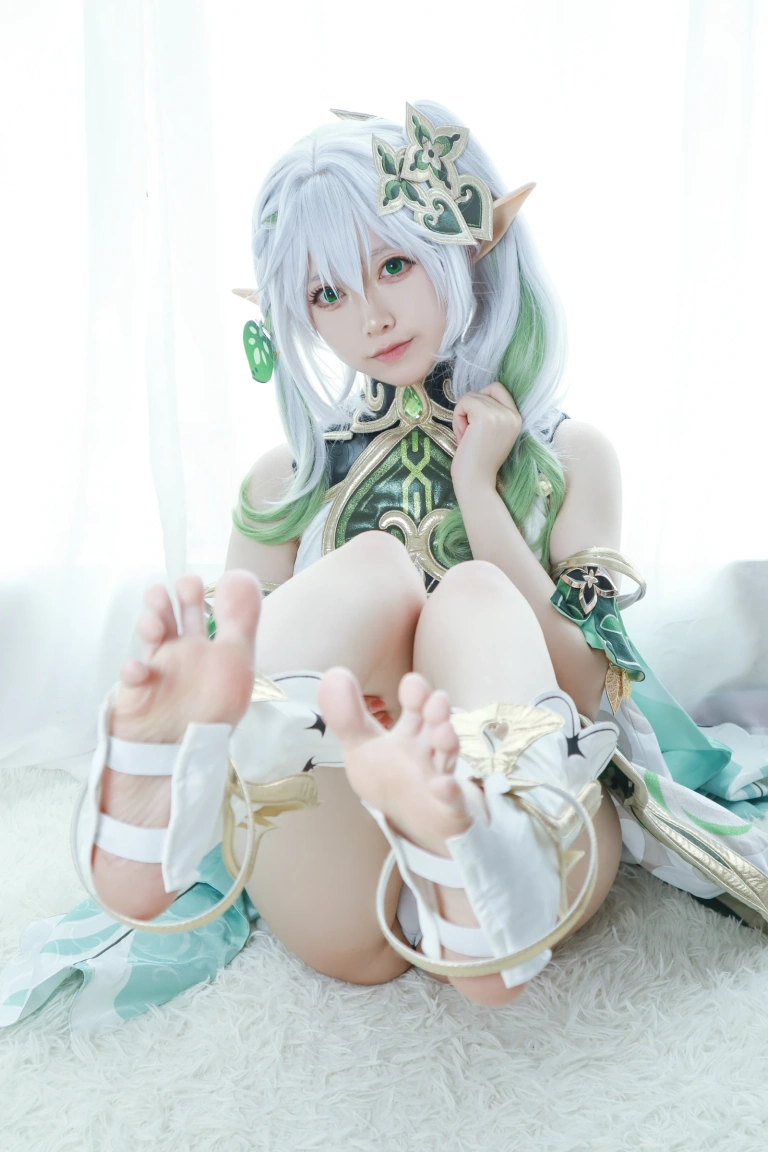 朝霧愛《Nahida 納西妲》主题写真：37张全套美图
