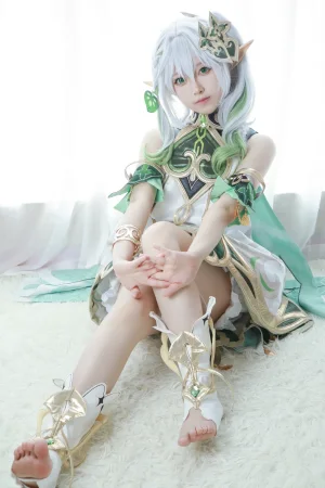 朝霧愛《Nahida 納西妲》主题写真：37张全套美图