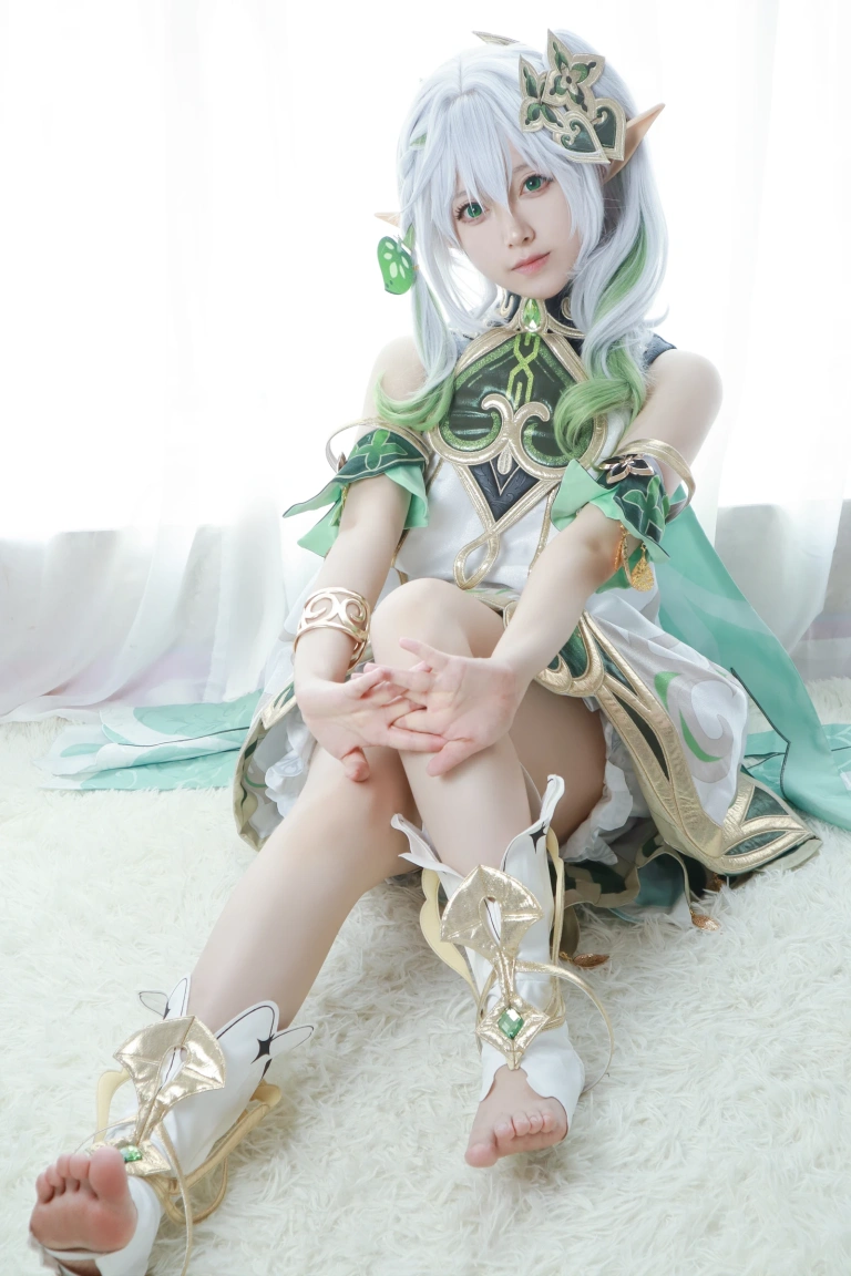 朝霧愛《Nahida 納西妲》主题写真：37张全套美图