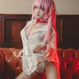 九九八《neko》主题写真：36张全套美图