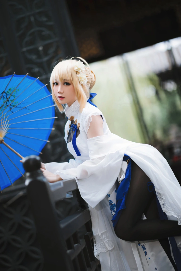 焖焖碳《Saber旗袍》主题写真：28张全套美图