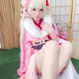 星之迟迟《VOL.1 粉红泡泡包》主题写真：57张全套美图
