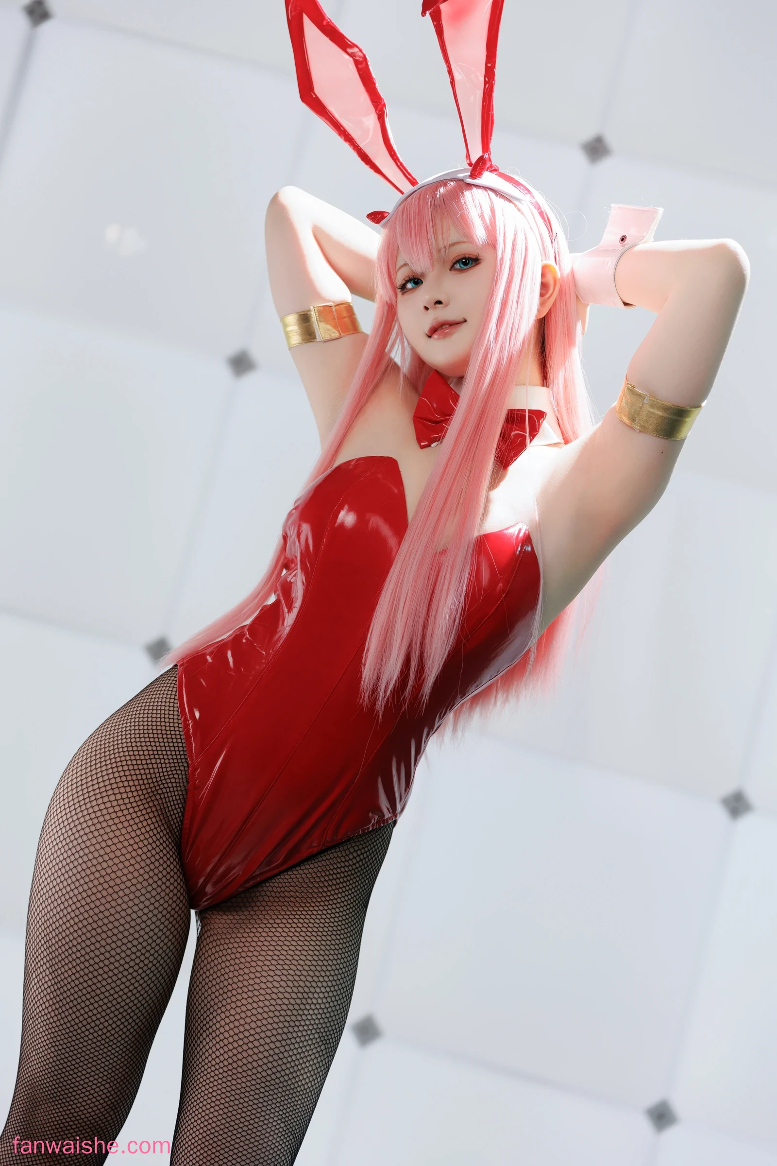 屿鱼 屿鱼 NO.001 - Zero Two