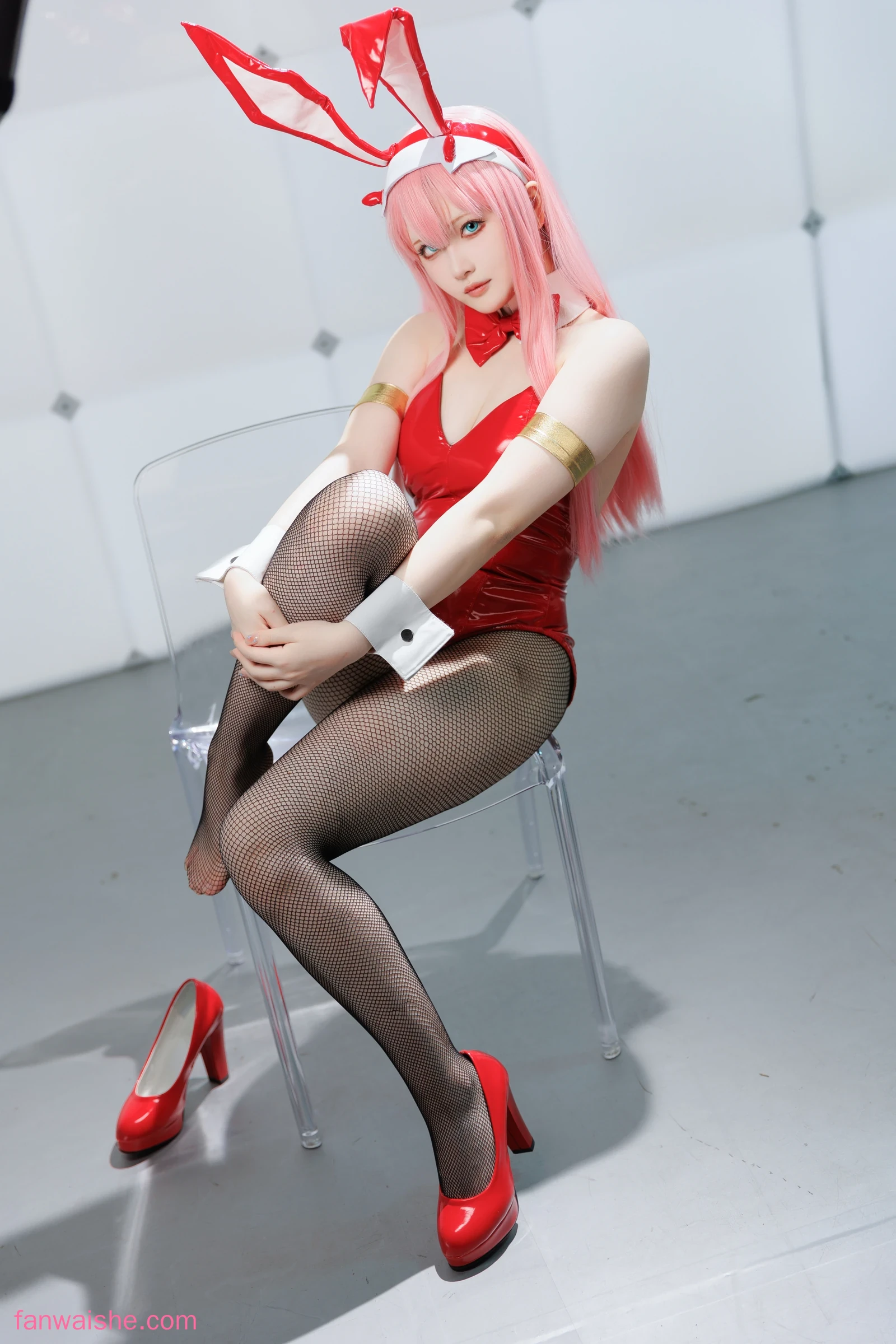 屿鱼 屿鱼 NO.001 - Zero Two