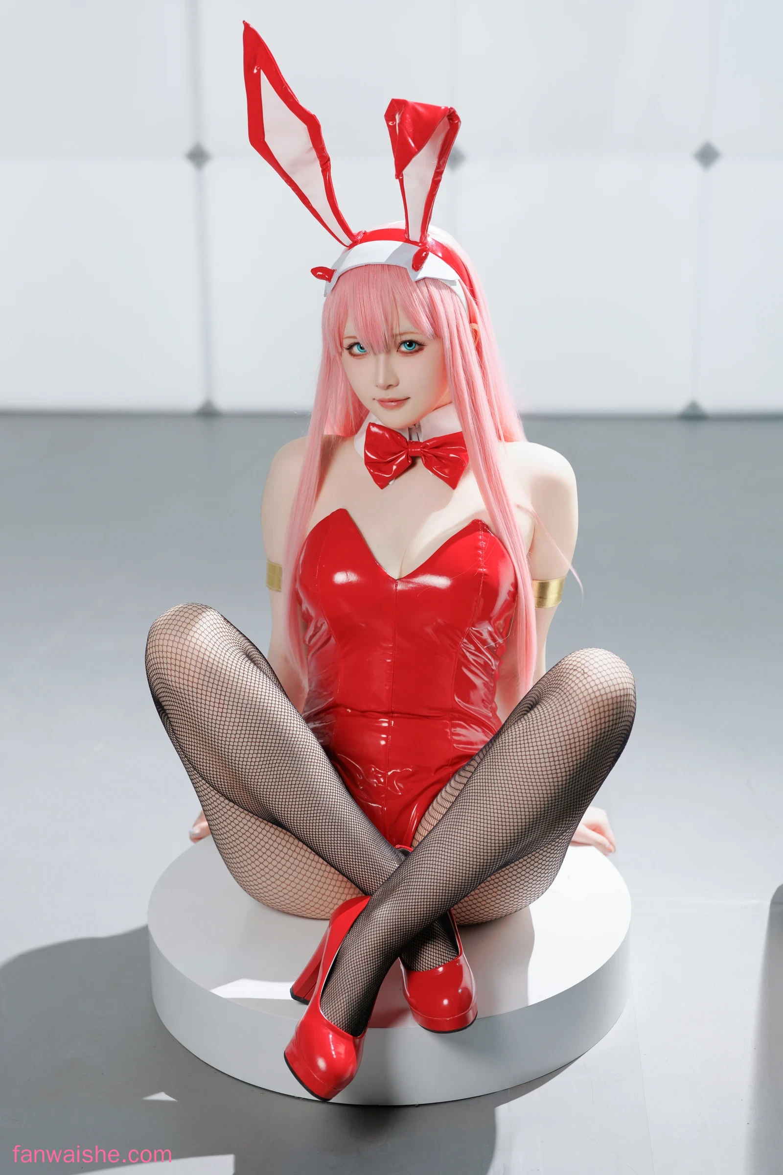 屿鱼 屿鱼 NO.001 - Zero Two