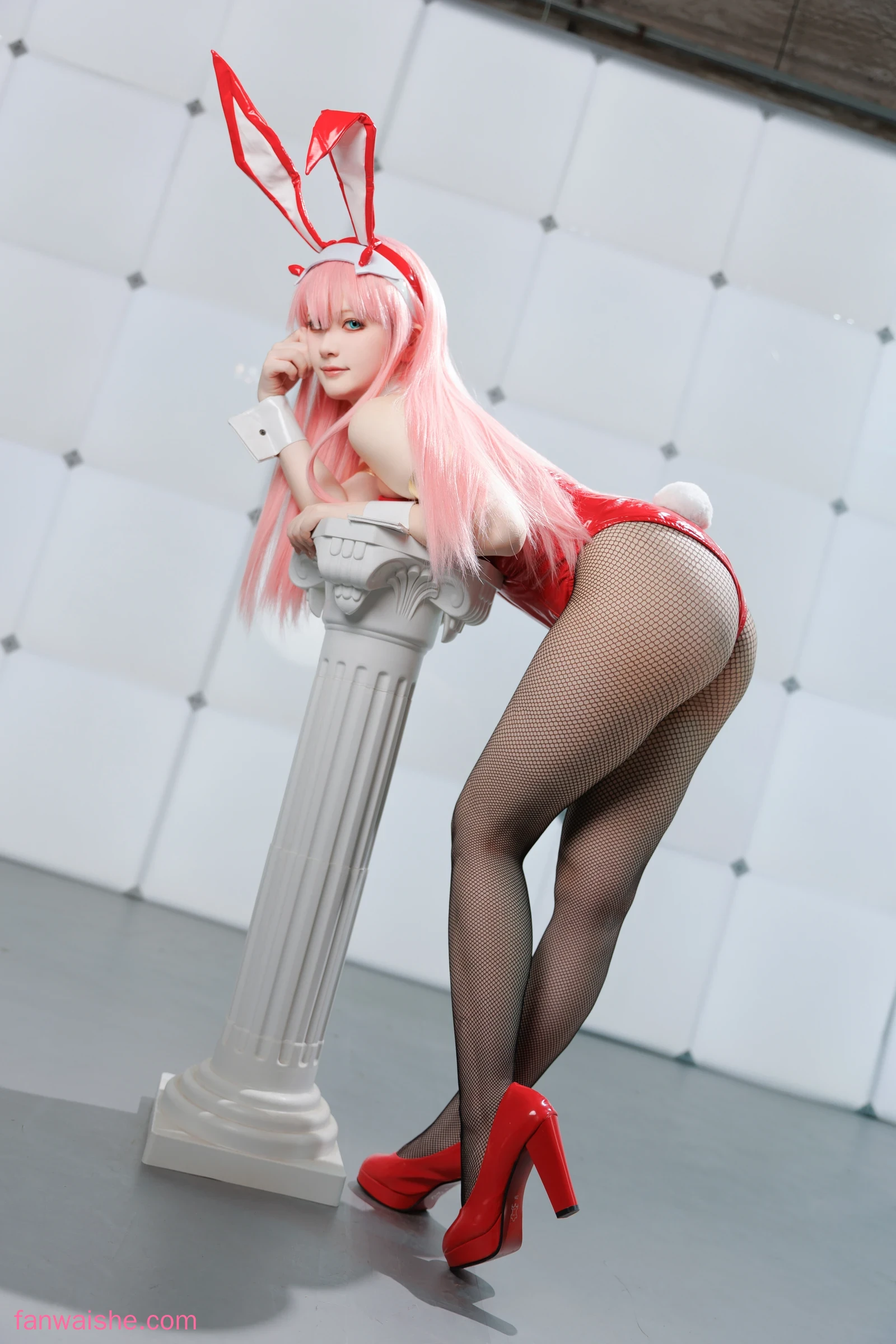 屿鱼 屿鱼 NO.001 - Zero Two
