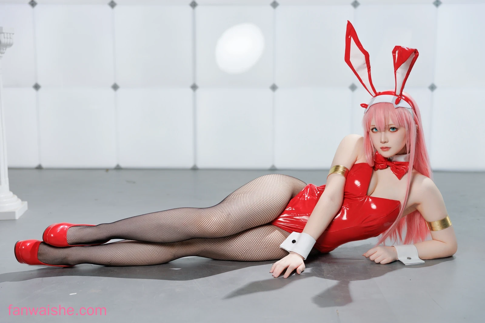 屿鱼 屿鱼 NO.001 - Zero Two