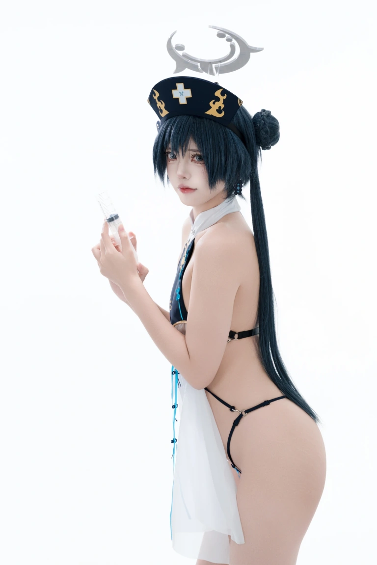 君颜圆又圆《妃咲护士同人》主题写真：101张全套美图，含2个视频