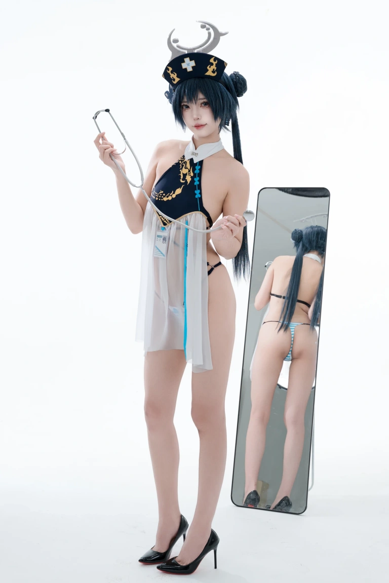 君颜圆又圆《妃咲护士同人》主题写真：101张全套美图，含2个视频