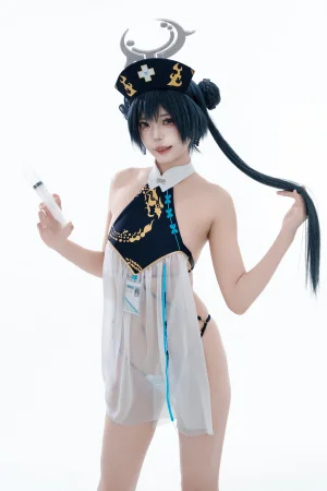 君颜圆又圆《妃咲护士同人》主题写真：101张全套美图，含2个视频