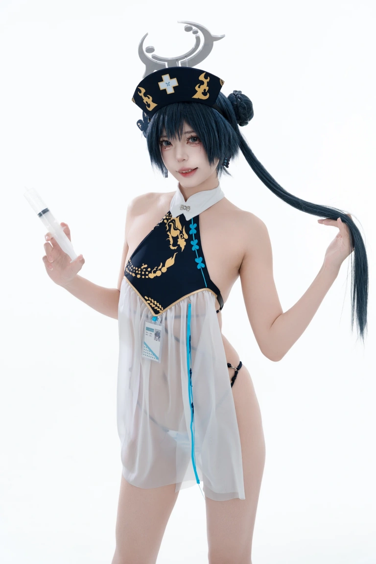 君颜圆又圆《妃咲护士同人》主题写真：101张全套美图，含2个视频