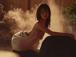 河豚抚子《温泉》主题写真：14张全套美图