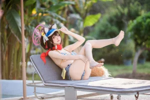 九柒喵《水忍忍》主题写真：18张全套美图