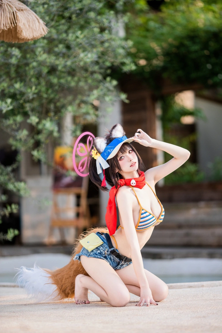 九柒喵《水忍忍》主题写真：18张全套美图