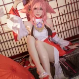 樱岛嗷一《八重神子》主题写真：20张全套美图
