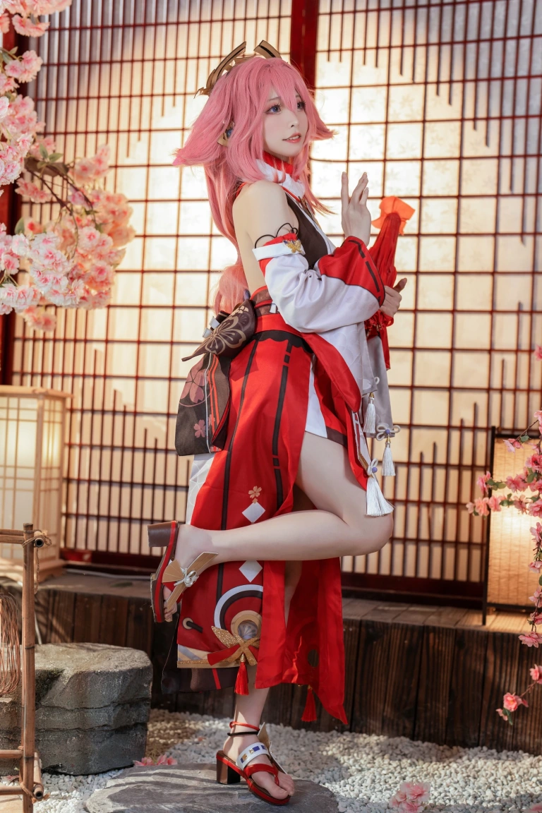 樱岛嗷一《八重神子》主题写真：20张全套美图