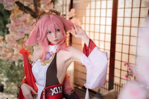 樱岛嗷一《八重神子》主题写真：20张全套美图