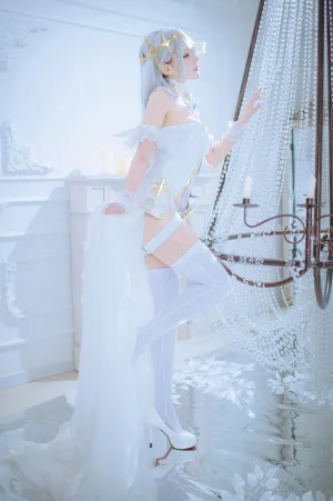 凛子酱《埃姆登》主题写真：24张全套美图
