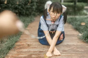 幼水铃衣《小猫猫》主题写真：25张全套美图