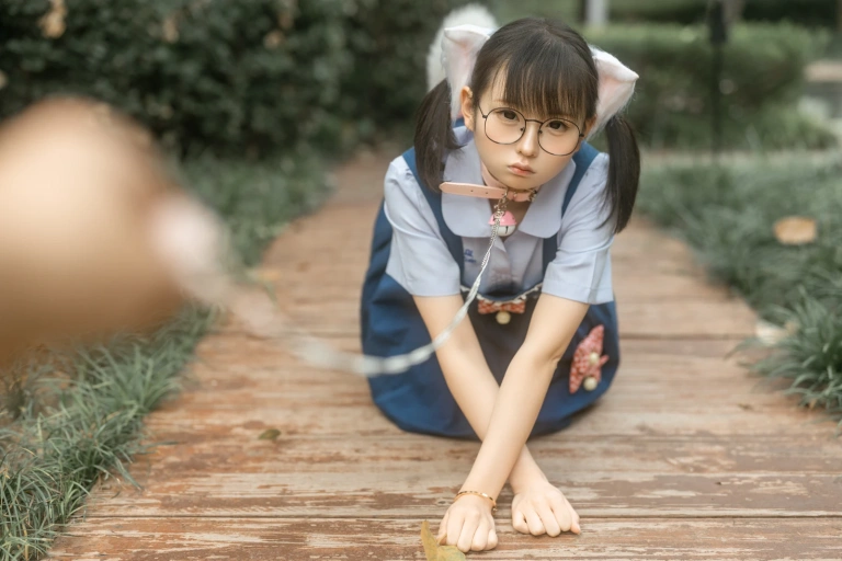幼水铃衣《小猫猫》主题写真：25张全套美图