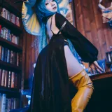 末夜《黄棚树城》主题写真：25张全套美图