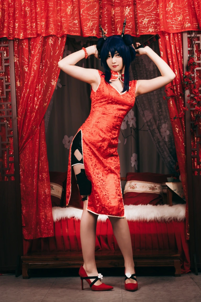 许枳《陈的红色旗袍》主题写真：26张全套美图