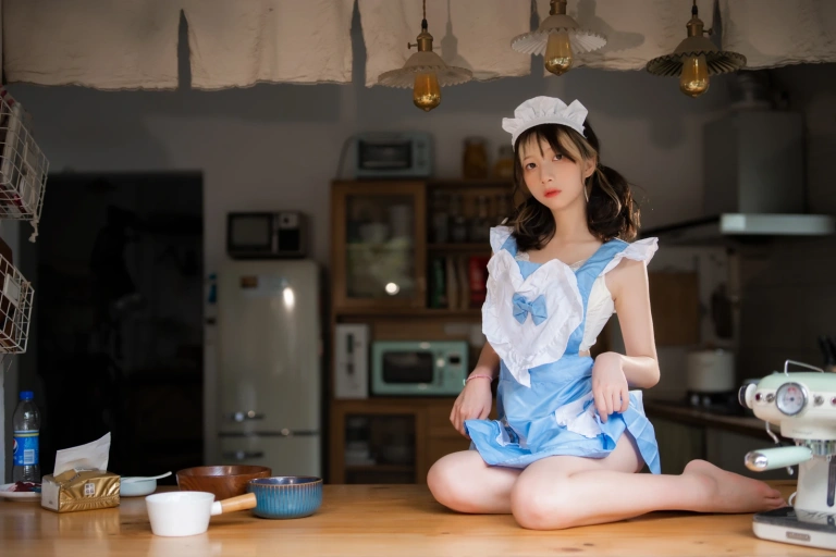 清青琴玖《小厨娘》主题写真：27张全套美图