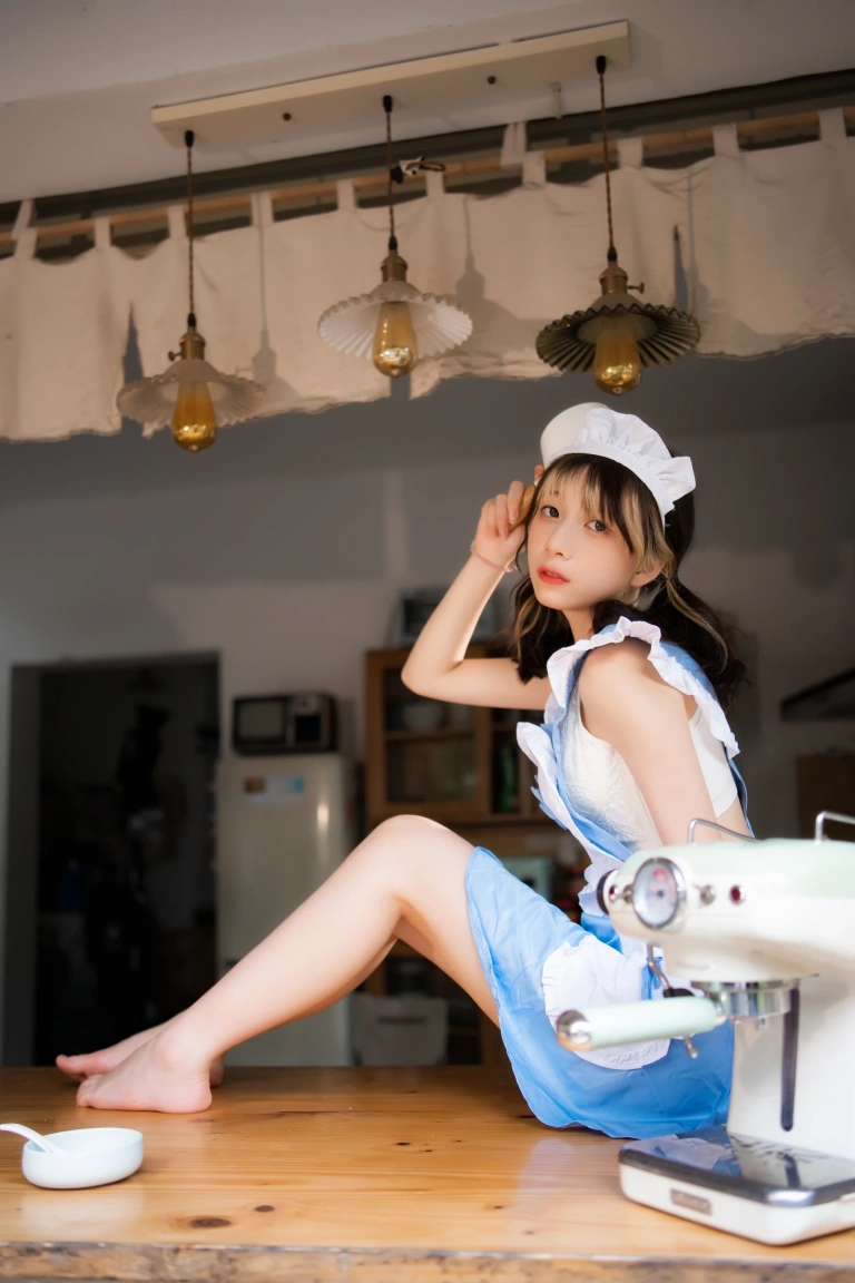 清青琴玖《小厨娘》主题写真：27张全套美图