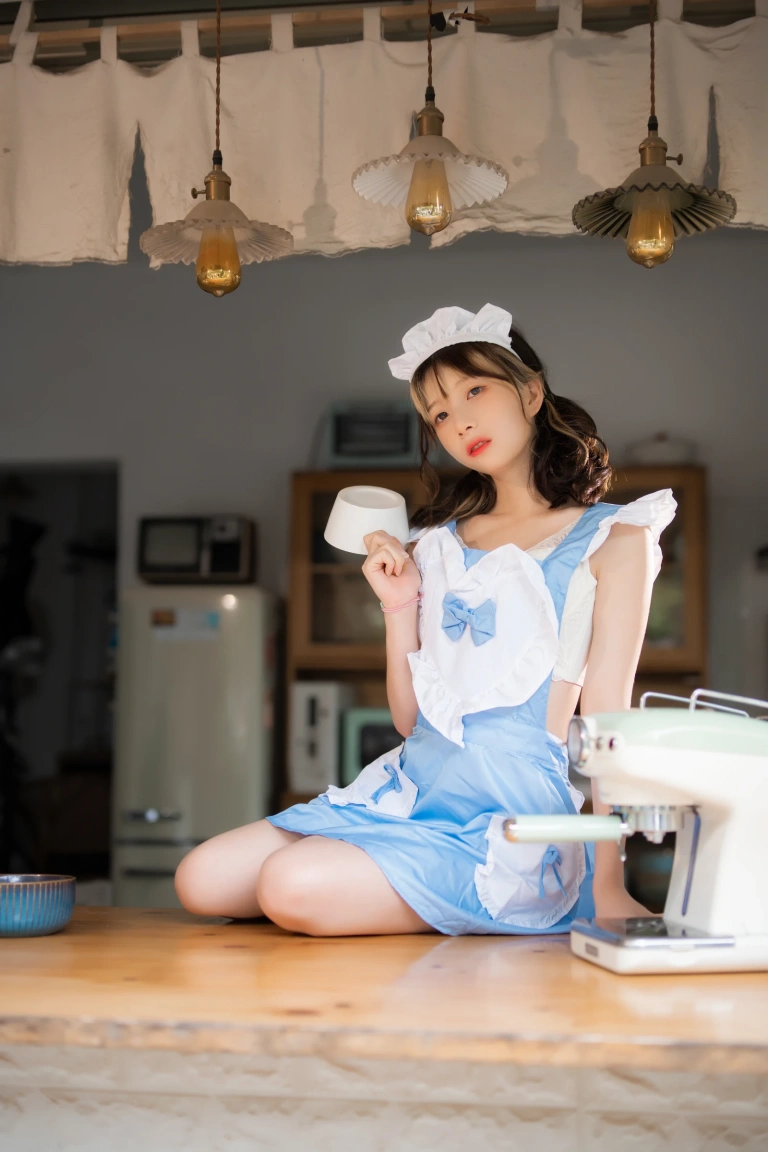 清青琴玖《小厨娘》主题写真：27张全套美图