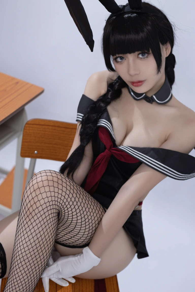 九言《卯月桃子》主题写真：33张全套美图