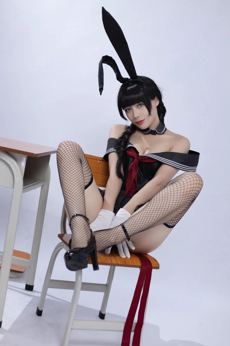 九言《卯月桃子》主题写真：33张全套美图