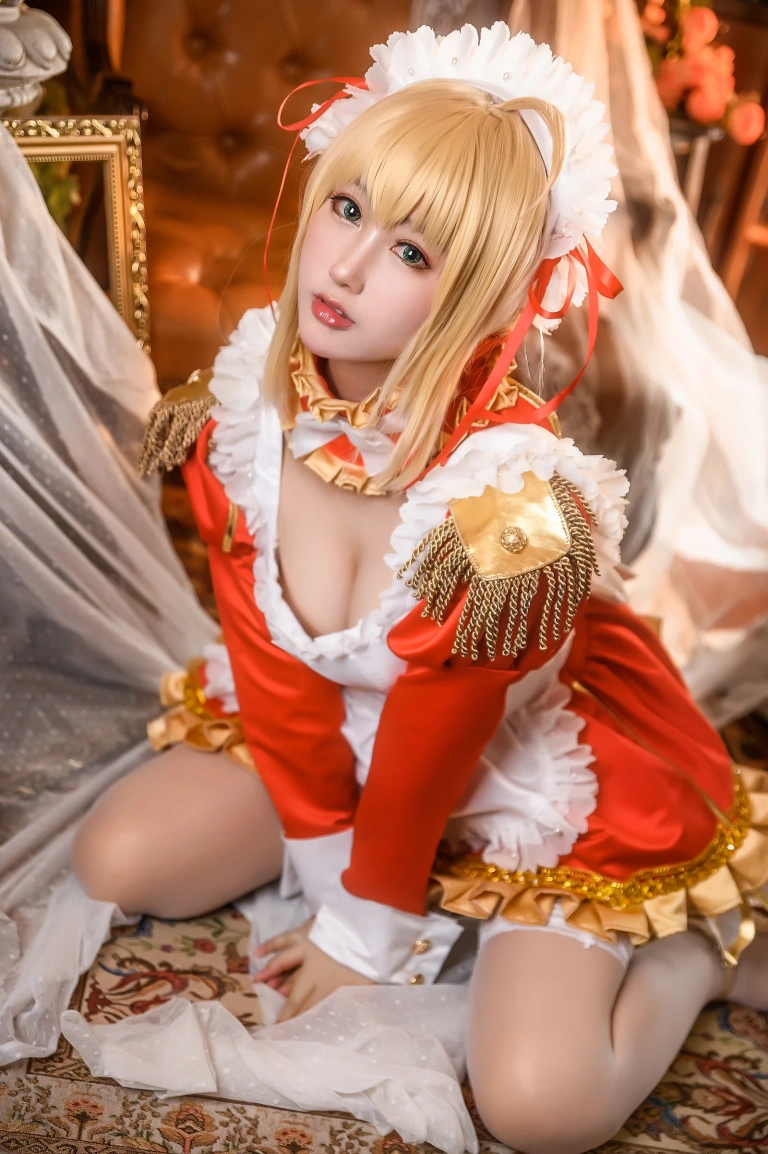 羽生三未《尼禄》主题写真：34张全套美图