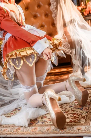 羽生三未《尼禄》主题写真：34张全套美图